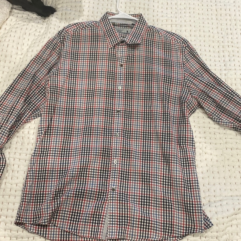 7 Diamonds mens button up. Medium.